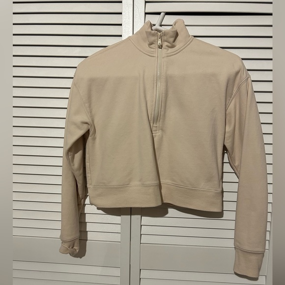 Fabletics crop top half zip-up sweater - Picture 2 of 4